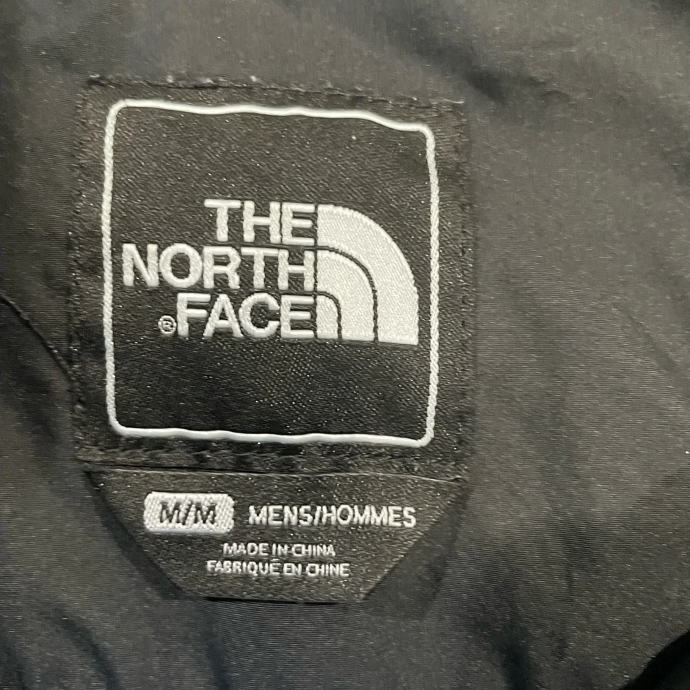 Men's The North Face Outdoor Dry vent Black Jacket with Blue Lining Size Medium